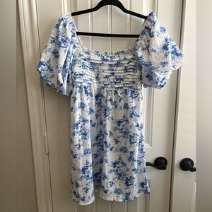 Floral Blue and White Puff Sleeve Dress
